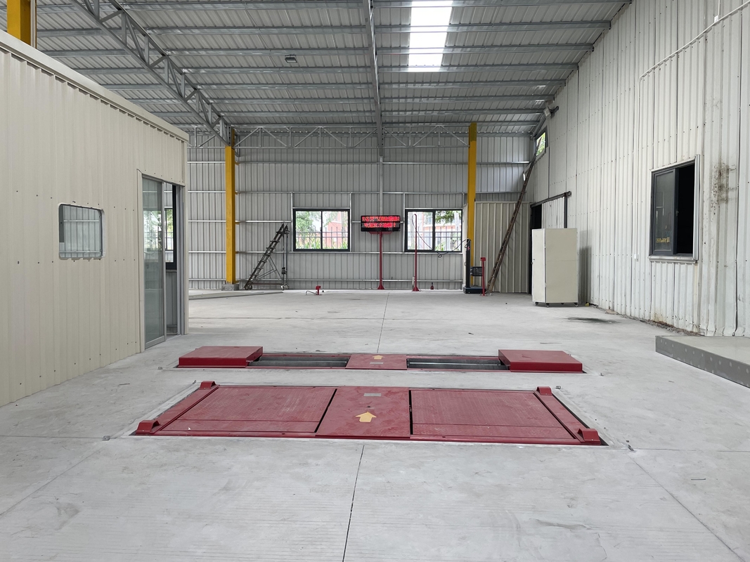 Cartesykj 15T Corridoio di manutenzione e prova del veicolo secondario Tester di freni a rulli con tester di scivolamento laterale del carico dell'asse