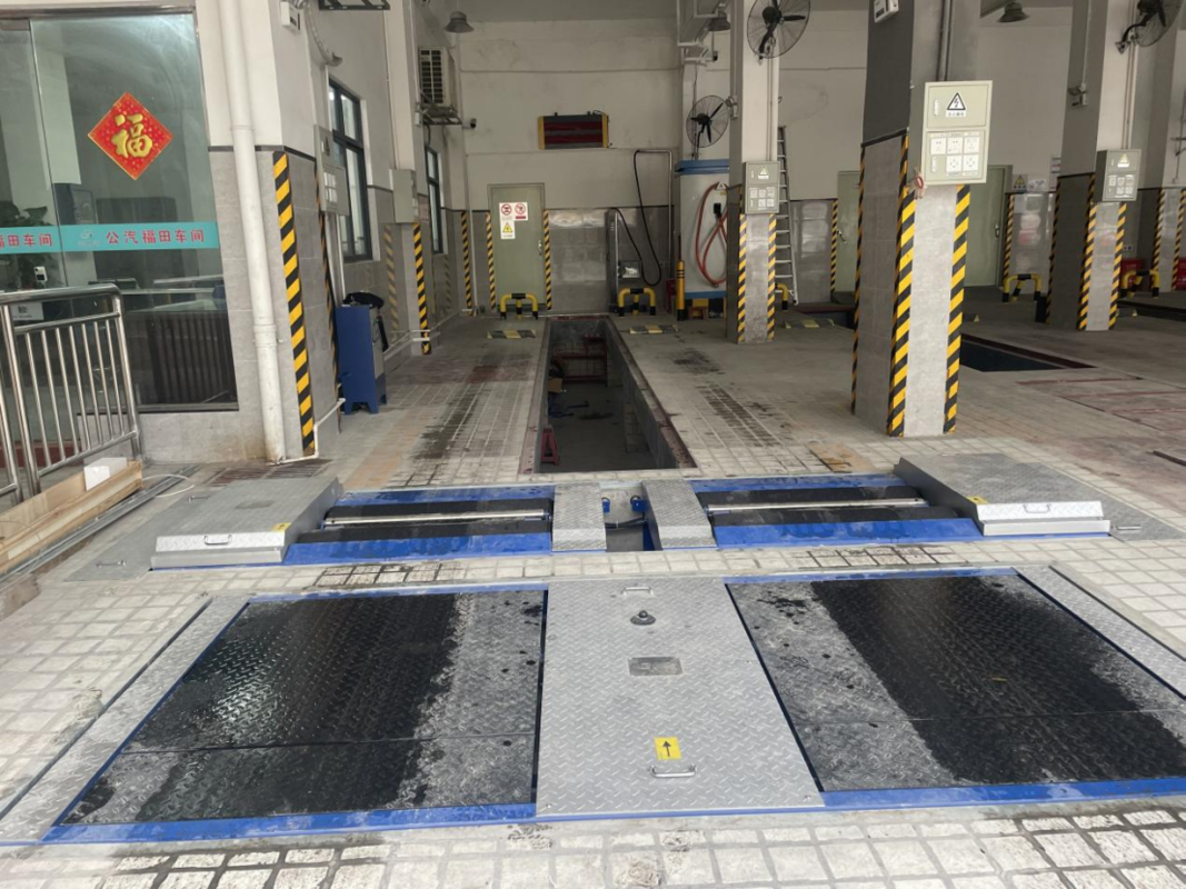 Impianto di ispezione del veicolo CTFZ-15JZ Testatore di freni a rulli Forze opposte Tipo Testatore di freni automobilistici con sollevamento