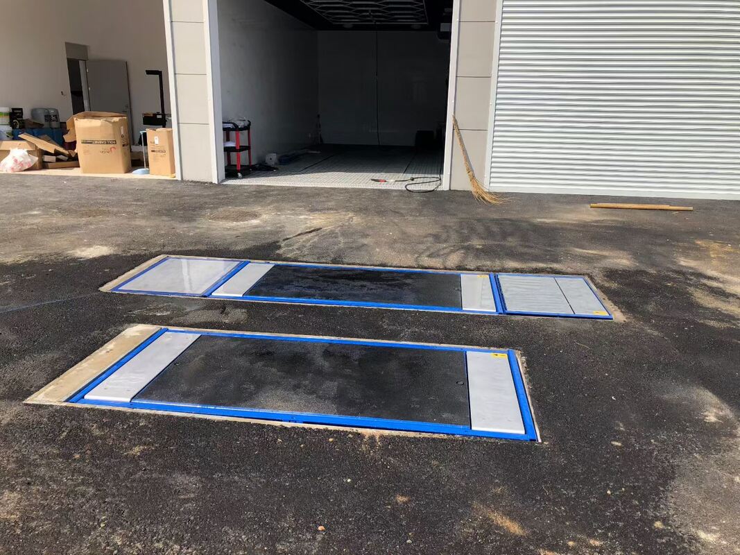 Cartesykj Banco prova freni piatto di lusso 3T 10T 15T Attrezzatura per ispezione veicoli Corsia di prova per veicoli 2CTHPB-13 con banco prova freni a carico dell'asse con sospensione a slittamento laterale