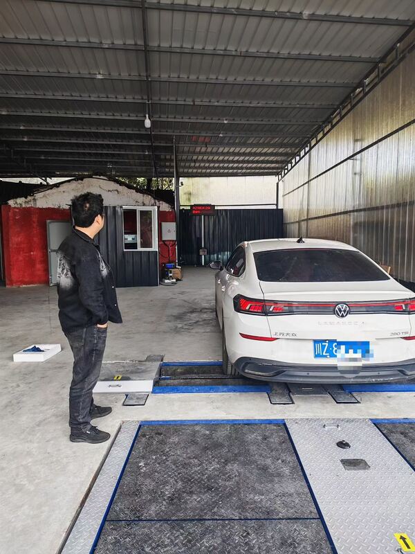 Pista di prova per camion Cartesy per officine di riparazione, banco prova freni a rulli per autoveicoli, forze con carico per asse, piastre doppie, tester di scivolamento laterale, capacità 10T