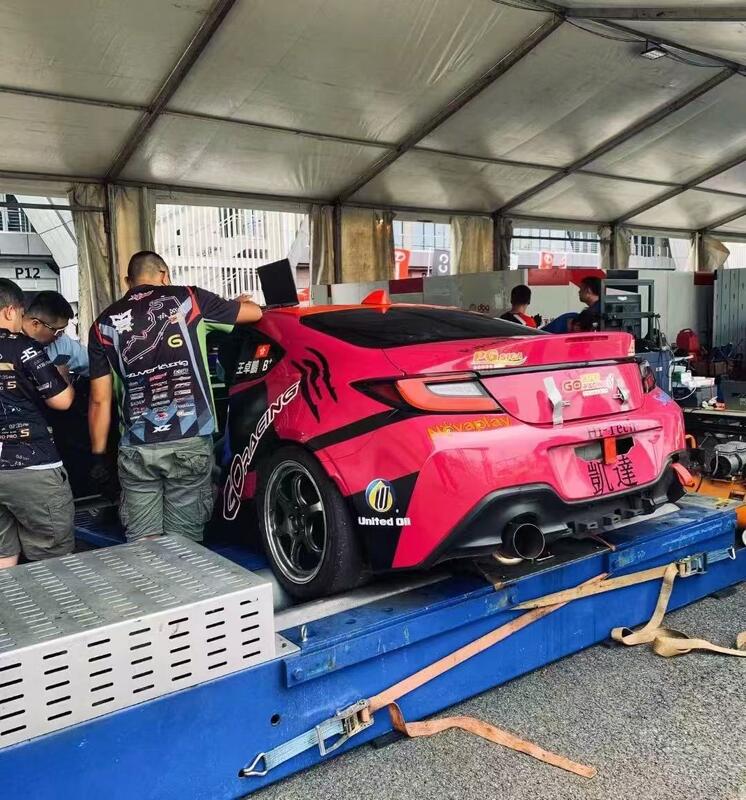 Dinamometro del telaio del veicolo a carico di 4 t con potenza di assorbimento massima di 160 kW e carico massimo dell'asse di 3000 kg per la prova delle prestazioni automobilistiche